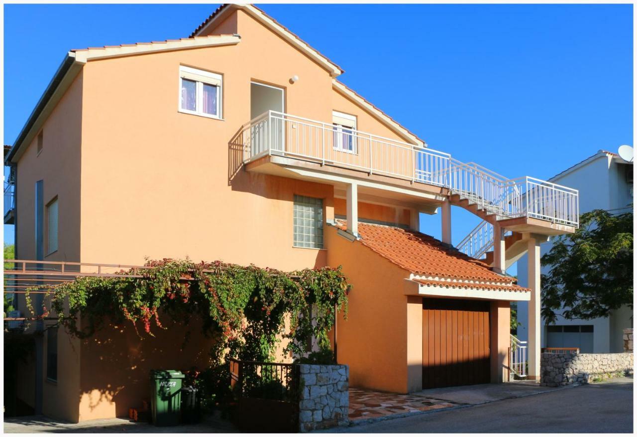 Apartments Bilo Near Primošten Dış mekan fotoğraf
